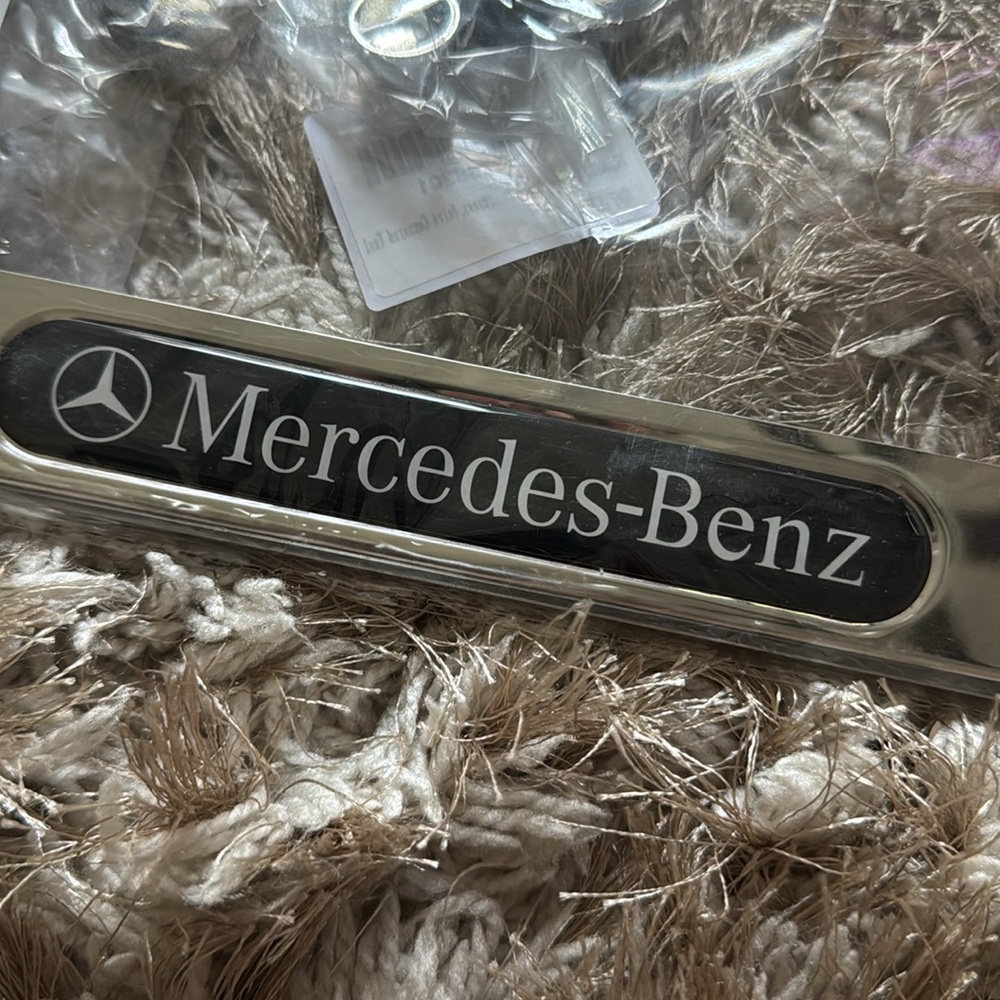 Mercedes-Benz License Plate Frame - Picture 3 of 3